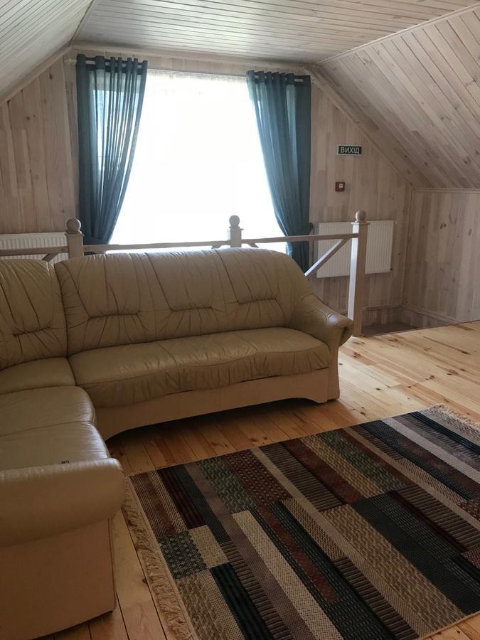Готельно-Ресторанний Комплекс Прованс Парк Pochaiv Exterior foto