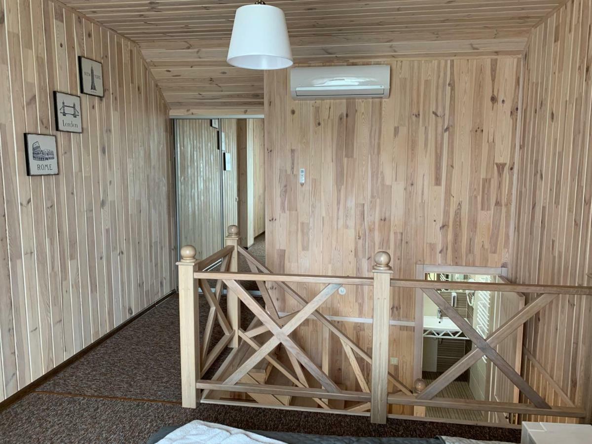 Готельно-Ресторанний Комплекс Прованс Парк Pochaiv Exterior foto